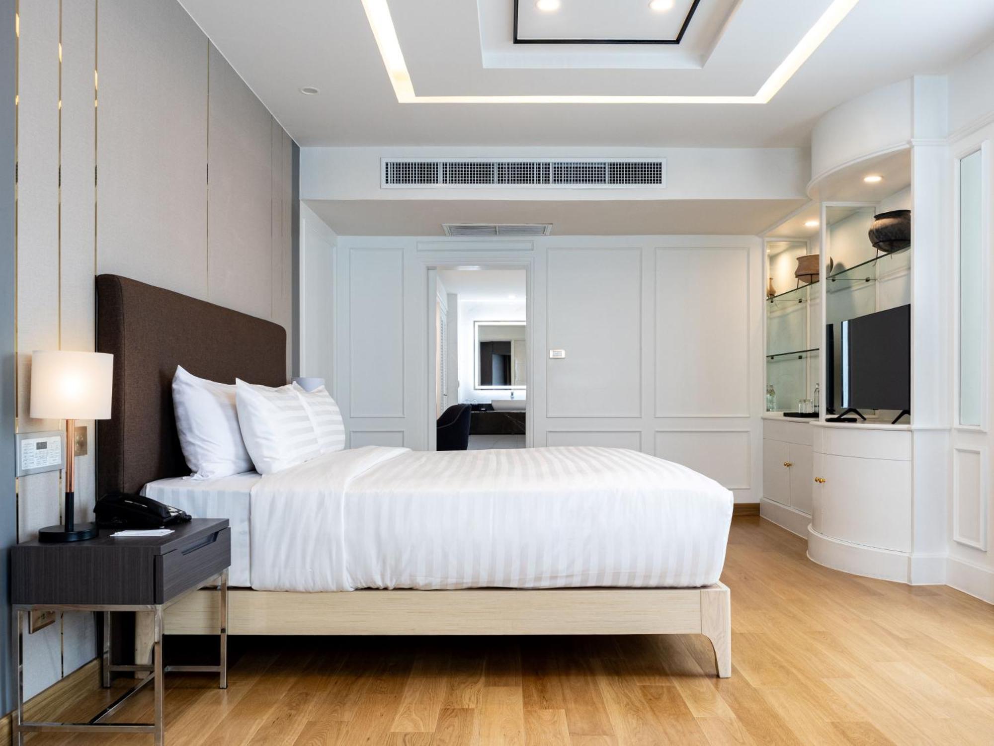 Rembrandt Hotel&suites Sha Certified Hotel Bangkok